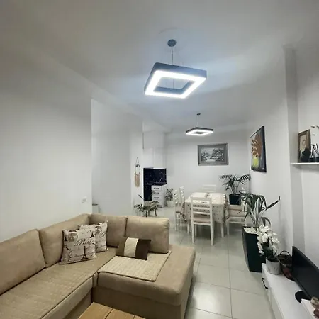Aleksandra Apartment